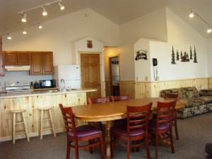 Cabin 9 Dining living room